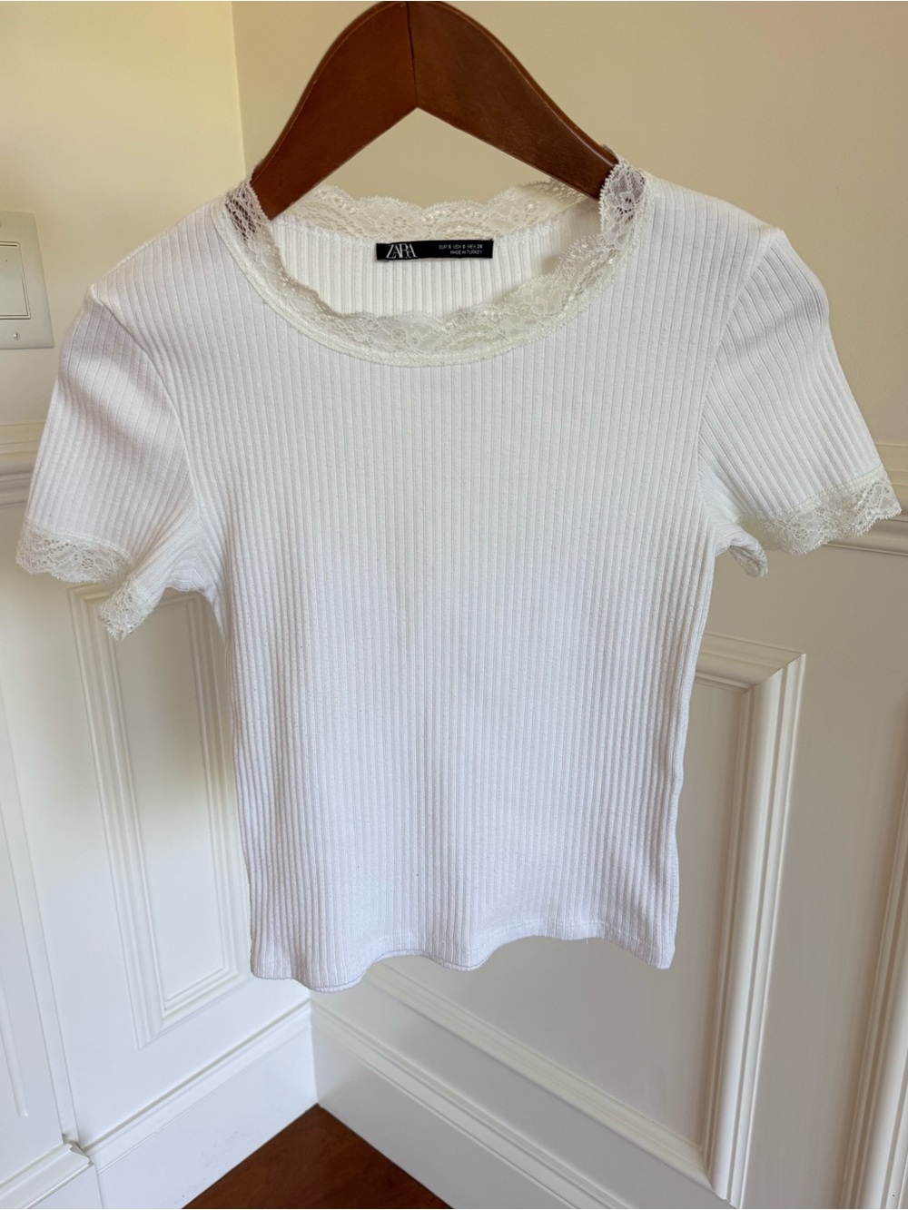 ZARA Women’s Top White Ribbed Short Sleeve Tee Shirt Lace Trim white Size S